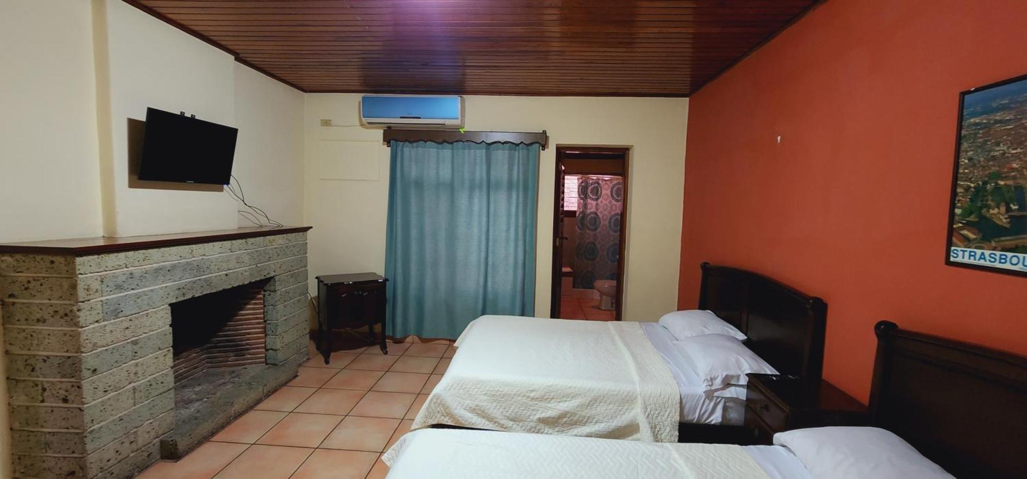 Hotel Alsacia Tegucigalpa Buitenkant foto
